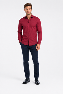 Léo | Chemise Homme Extensible Coupe Slim Infroissable - Rouge