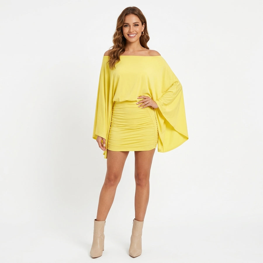 Solange | Robe Épaules Dénudées Manches Cape