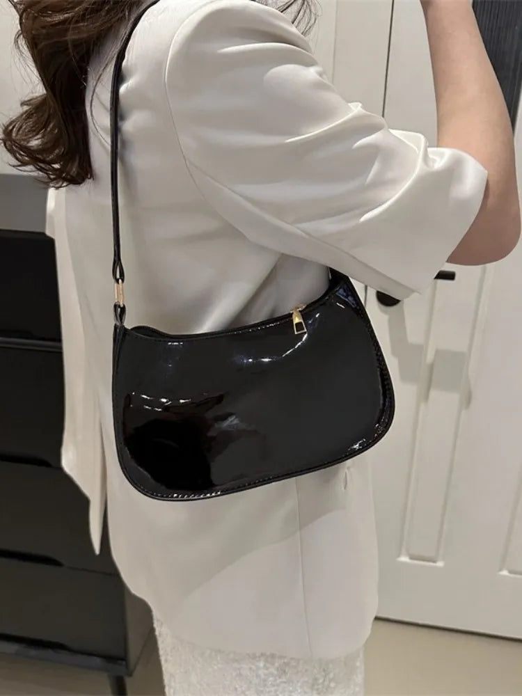 Océane | Sac Besace Cuir Verni Noir